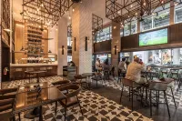 Holiday Inn BANGKOK by IHG - bar