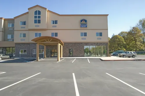 Best Western Plus Battle Ground Inn  Suites - parking