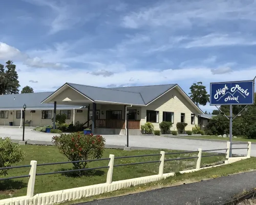 High Peaks Hotel Hotels in Fox Glacier