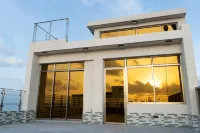 AraamView Hotel