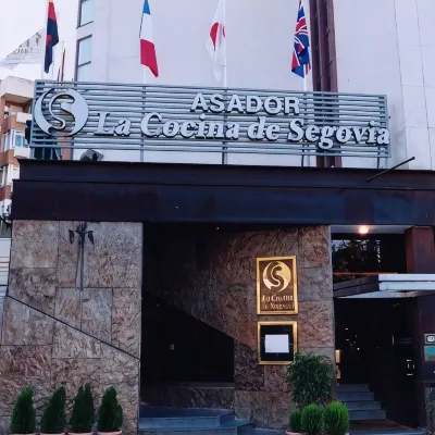Los Arcos Hotels near Santa Eulalia Church