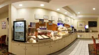 Holiday Inn Express & Suites MEADOWLANDS AREA by IHG - Parkering