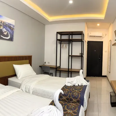 Koa Living Semarang Hotels near Maerokoco Semarang