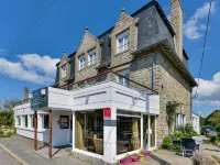 Hôtel Restaurant la Maison Hotels in Trebeurden