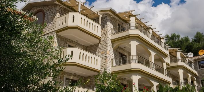 Adams Hotel Hotels in Parga