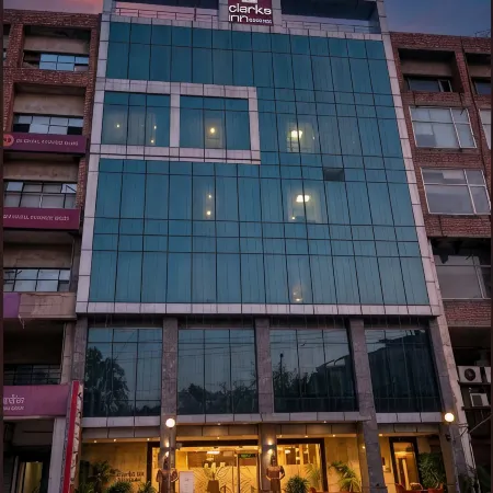 Hotel DS Clarks Inn Gurgaon