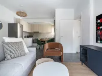 Alma Mediterranean Family Suite 2BR + Sofa-bed Hotele w: Oroklini