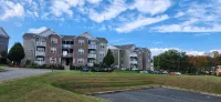Charming 2-bedroom apartment with Fitness Room, Pool, Tennis,  and AC in Dallas