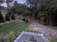 Holly Hill..  3-bedroom home in Historic Gastonia private yard 20min to Airport - 4-Star
