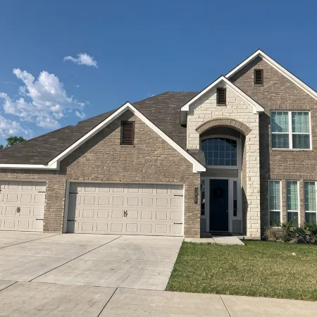 Spacious 5-bedroom TAMU house in Bryan with WiFi, AC