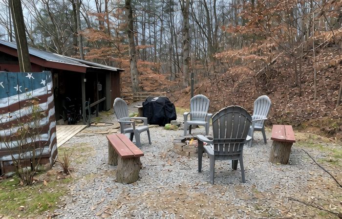 Quiet Comfortable  Mountain Retreat, with Fast 500 Mbps Wifi