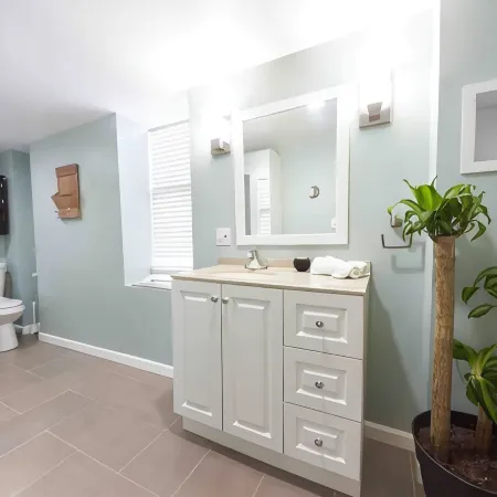 Quaint Space - Near Downtown & Broncos Stadium