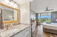 Top Floor Maui Banyan Remodeled Studio With King Bed Steps to Beach/Shops