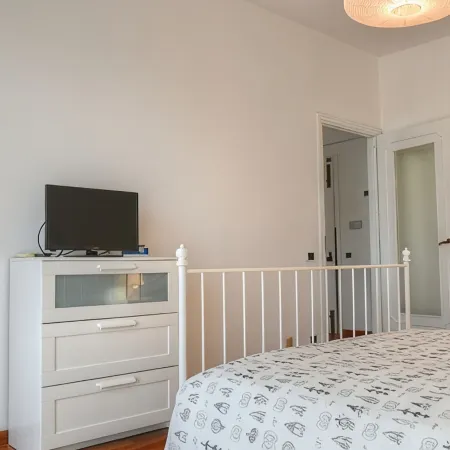 Three-room apartment in a strategic location between downtown and the sea CIN IT009002C2KQ9JCI5G