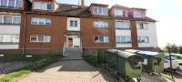 Terrasse - Parkplatz - TV im Boxspringbett - Küche