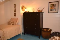 Waterfront Cottage in Spanish Wells' protected harbor - WiFi