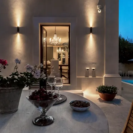 Villa Raphael, luxury property with swimming pool and sea view