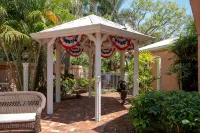 Siesta Key Inn - Beach