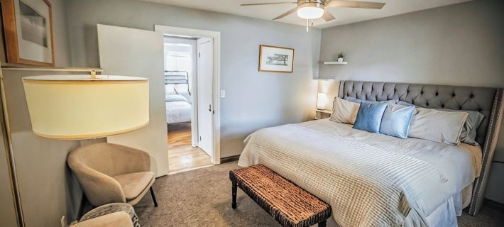 4-Bedroom in-Ground Pool 10 Minutes to Downtown Grand Rapids and Grr Airport Hotels in Wyoming