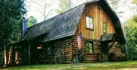 Rustic, cozy log home vacation retreat near Sister Bay. - Feriehus