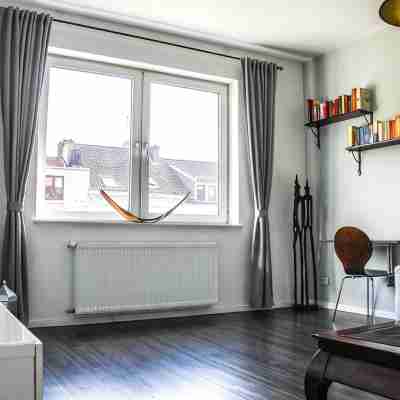 EXCLUSIVE 2 room apartment with balcony in top location! Others