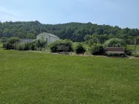 Charming 3-Bedroom Farmhouse in Scenic Pembroke, VA - Sleeps 8 - Homestays