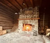 Spacious Steiner Cabin on quiet street and stream. - 3つ星