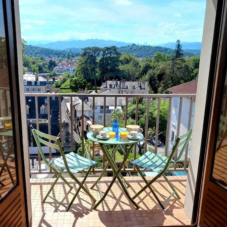 Bel Appartement Pau Centre Avec vue sur les Pyrénées