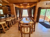 Luxury Family Cabin in a forest with a private pond - 4 stjerner