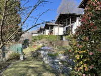 Cozy vacation apartment with lake view, quiet location