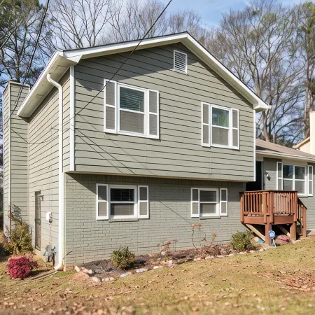 Beautifully Renovated 4-Bed, 3-Bath Family Home with Modern Finishes in Decatur