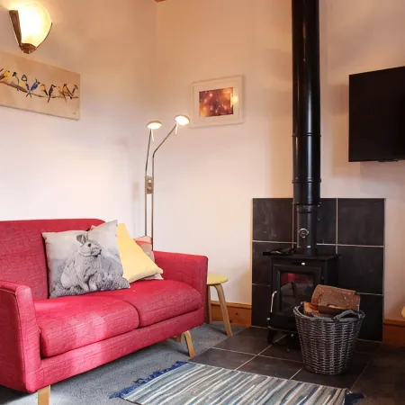 Delightful Detached Cottage close to Exeter, Dartmoor and the coast.