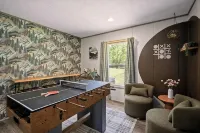 New River Escape -Game Room • Hot Tub • Fire Pit • Yard Games • Sleeps 10+