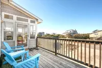 Charming OCEANSIDE Cottage Steps from the Beach in South Nags Head - 비치