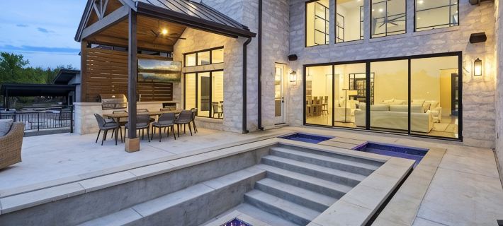 LBJ Retreat - Luxurious Lake LBJ Waterfront - German Farmhouse Getaway Hotels in Llano County
