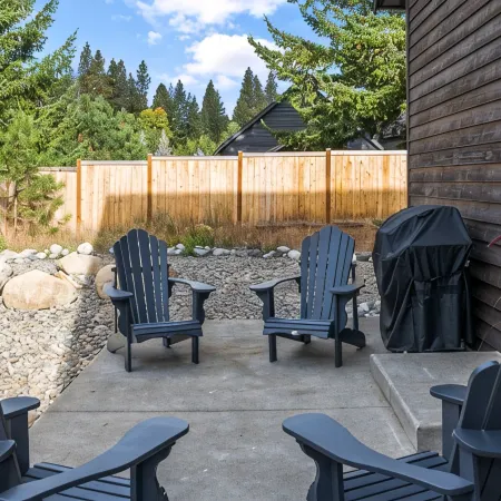 🌄Luxe House - NEW game room, hot tub, firepit, private retreat 🌄