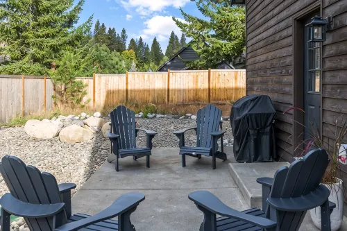 🌄Luxe House - NEW game room, hot tub, firepit, private retreat 🌄
