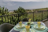 Ocean Front first floor condo. - Boutique