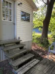 Little White Cabin by the river, fishing trails, kayaking, near State Park lake