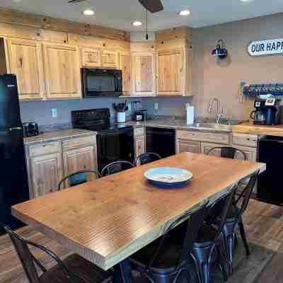 Lakefront 2bdr/2bath Villa on Table Rock Lake Short commute to Branson & SDC Others