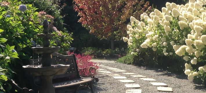 Coastal Retreat Across From Puget Sound Sleeps 2-4. High Speed Internet. Hotels in Kitsap County