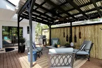 Beautiful island cottage minutes from historic St. Augustine, beaches, and more! - Bungalows