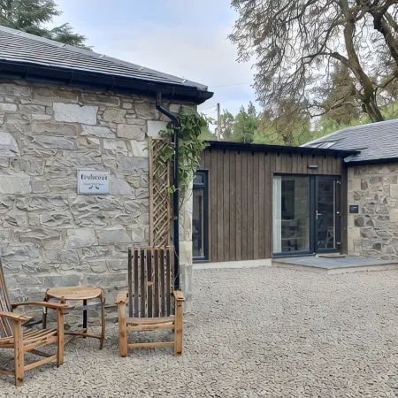 Spacious and Charming Retreat in Pitlochry!