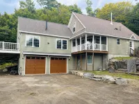 Peaceful Maine Home with Mountain Views Hotéis em Kingfield