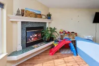 4 Bedroom 3 Bathroom Home Near Golf Course and Zoo - Jacuzzi