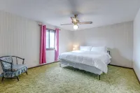 Huge 3 Story House Minutes From The Lake! - 3-Sterne
