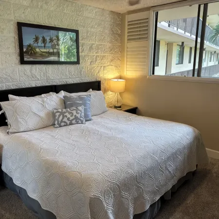 Front-Row Ocean View Retreat, Whales, Sunsets, Steps to Beach, Kanai A Nalu #319