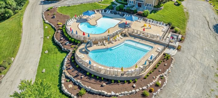 Pool&SplashPad Hot Tub PoolTable, Foosball, Lake, Shows, Golf, Shop, FUN Hotels in Ridgedale