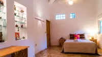 Contemporary Villa in Lush,Tropical, Private Paradise - 露台