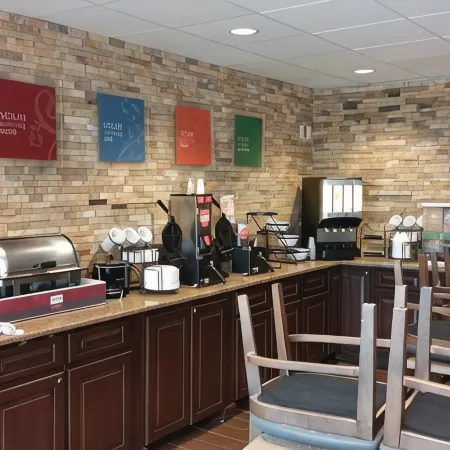 Comfort Inn & Suites Lakeside
